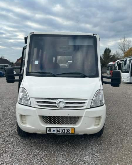 Iveco Daily Kutsenits 2011 Rossero, Prodig - Minibús, Furgoneta de pasajeros: foto 3 Iveco Daily Kutsenits 2011 Rossero, Prodig - Minibús, Furgoneta de pasajeros: foto 3