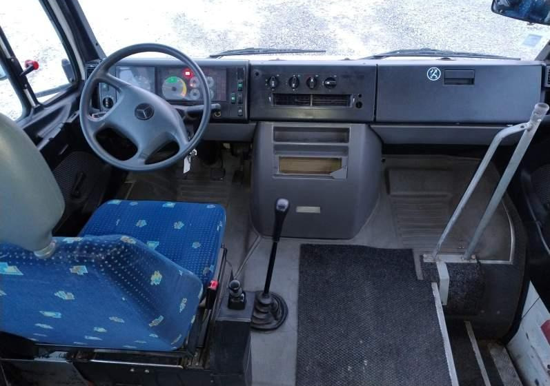 Mercedes-Benz VARIO *klimatyzacja* 39 miejsc - Autobús suburbano: foto 3 Mercedes-Benz VARIO *klimatyzacja* 39 miejsc - Autobús suburbano: foto 3