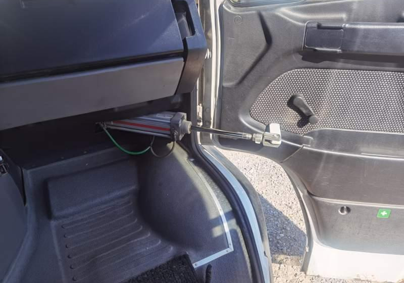 Leasing de  Mercedes-Benz Vario 813D 31+15 Mercedes-Benz Vario 813D 31+15: foto 14