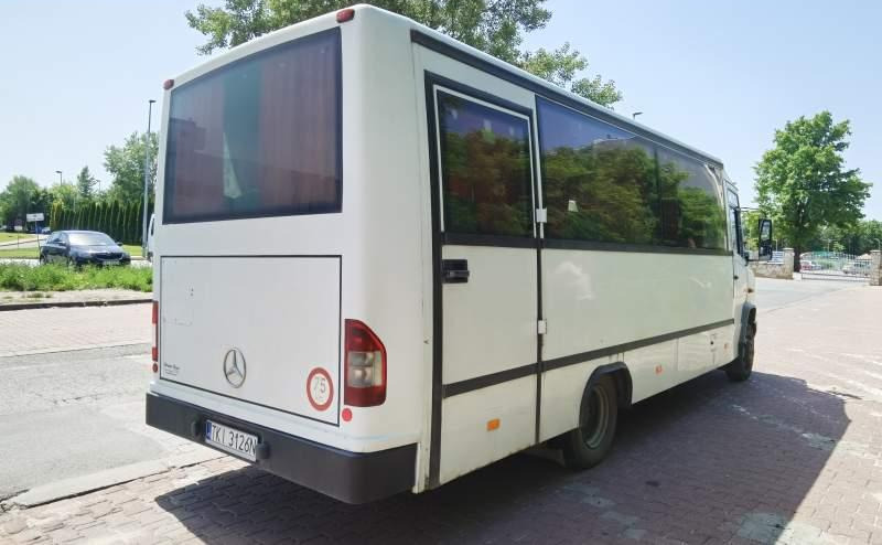 Mercedes-Benz Vario 814D 31+10 - Autobús suburbano: foto 4 Mercedes-Benz Vario 814D 31+10 - Autobús suburbano: foto 4