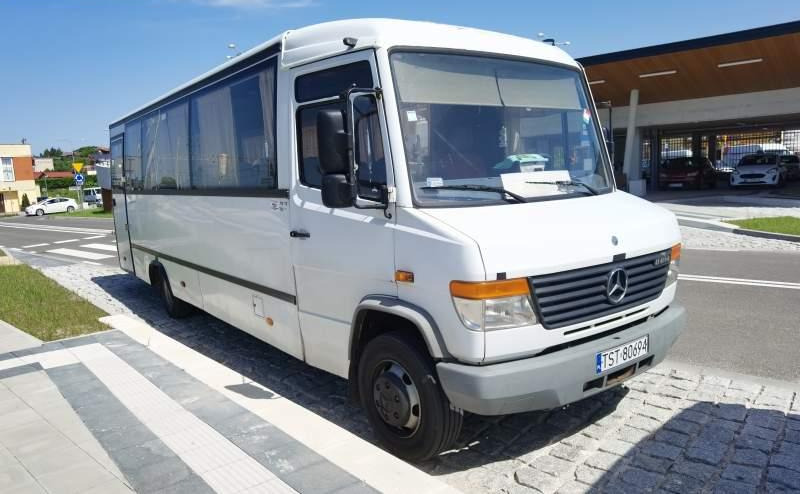 Mercedes-Benz Vario 814D 38+15 - Autobús suburbano: foto 2 Mercedes-Benz Vario 814D 38+15 - Autobús suburbano: foto 2