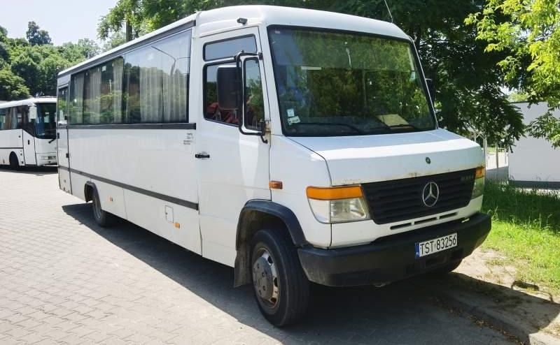 Mercedes-Benz Vario 814D 38 - Autobús suburbano: foto 1 Mercedes-Benz Vario 814D 38 - Autobús suburbano: foto 1