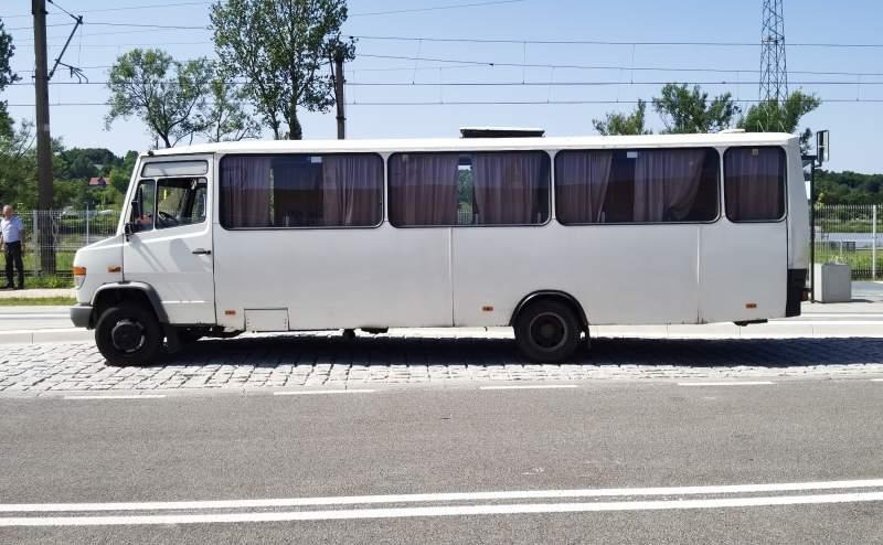 Mercedes-Benz Vario 814D 39+12 - Autobús suburbano: foto 5 Mercedes-Benz Vario 814D 39+12 - Autobús suburbano: foto 5