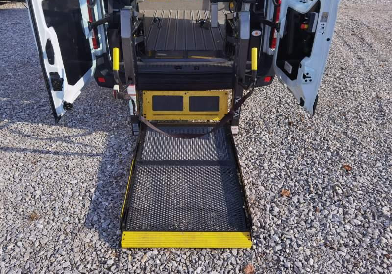 Minibús, Furgoneta de pasajeros Renault Master przewóz osób niepełnosprawnych 2  SZTUKI: foto 15