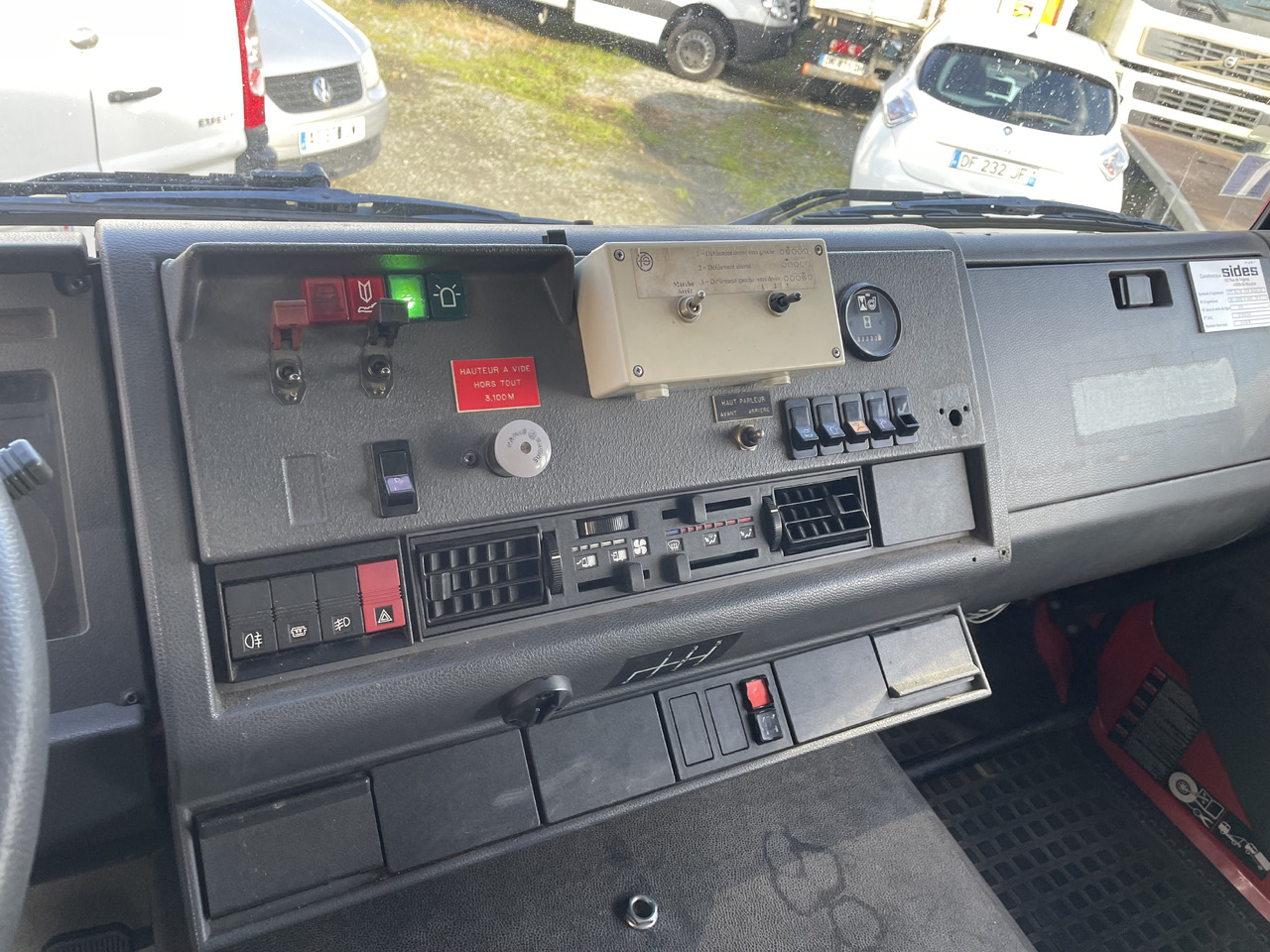 Leasing de Renault Midliner m210 fpt fourgon pompe tonne Renault Midliner m210 fpt fourgon pompe tonne: foto 13