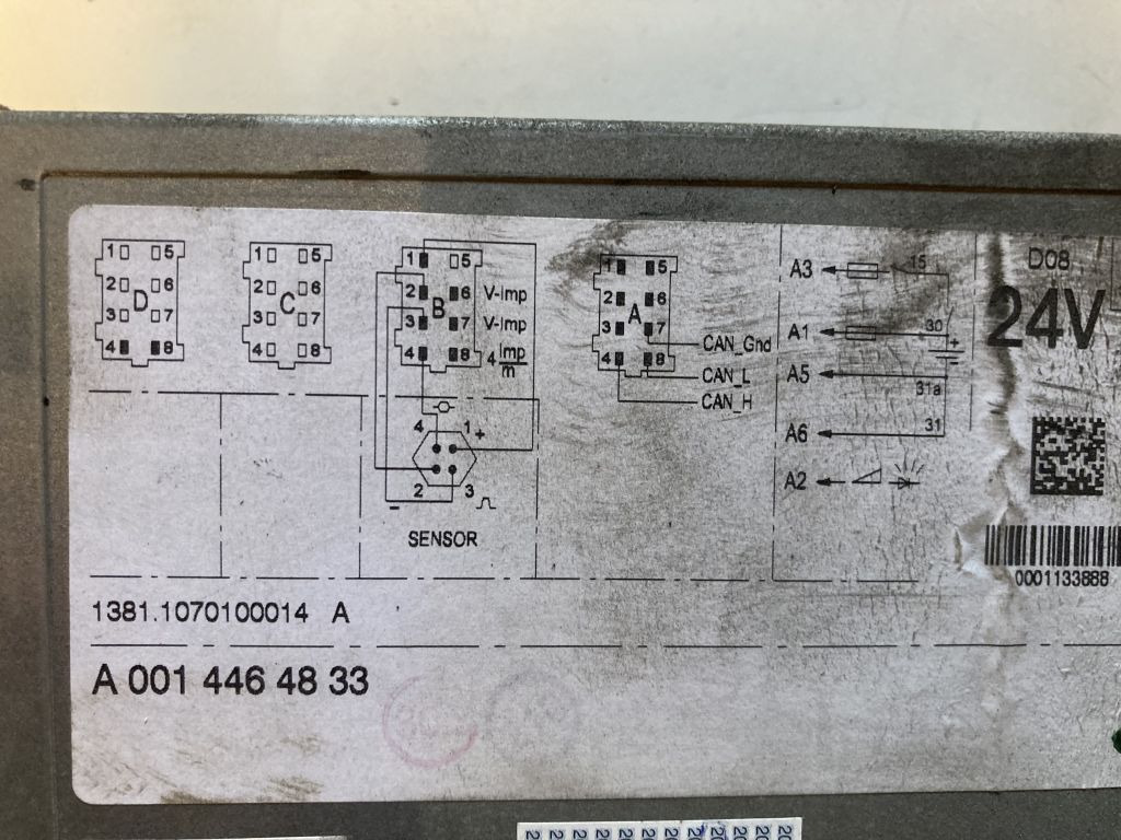 Mercedes-Benz VDO Kienzle Fahrtenschreiber 1381.1070100014 24V 1381 - Tacógrafo para Camión: foto 2 Mercedes-Benz VDO Kienzle Fahrtenschreiber 1381.1070100014 24V 1381 - Tacógrafo para Camión: foto 2