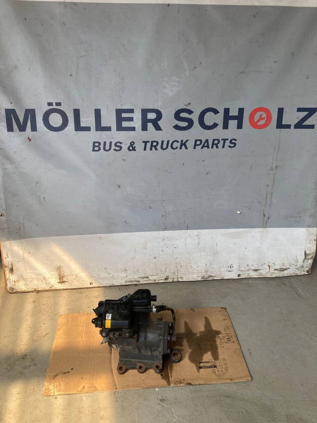 ZF Lenkung Lenkgetriebe Scania 1353044, 575014, 8098955326, 98359  - Caja de dirección para Camión: foto 1 ZF Lenkung Lenkgetriebe Scania 1353044, 575014, 8098955326, 98359  - Caja de dirección para Camión: foto 1