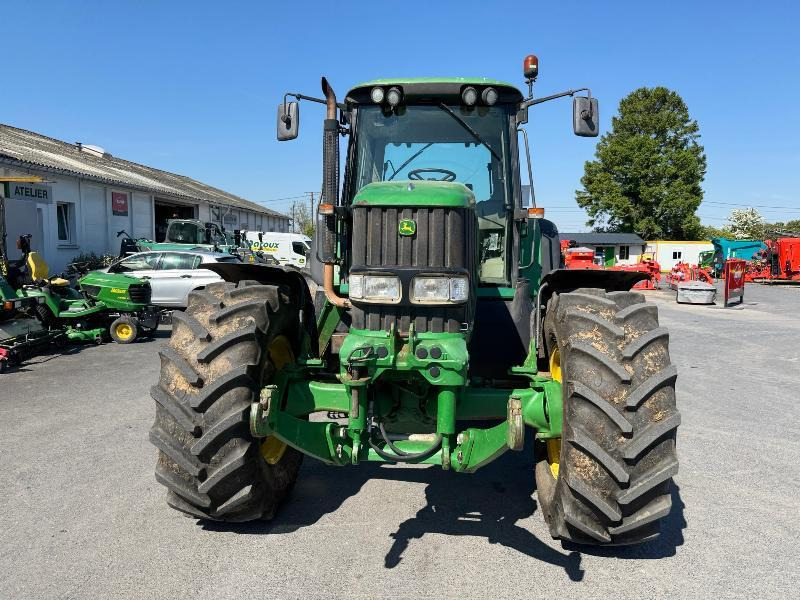 JOHN DEERE 6820 - Tractor: foto 4 JOHN DEERE 6820 - Tractor: foto 4
