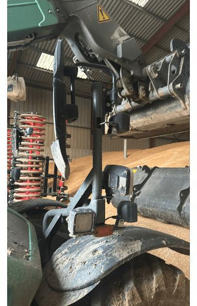 KRAMER KT407 - Manipulador telescópico: foto 3 KRAMER KT407 - Manipulador telescópico: foto 3