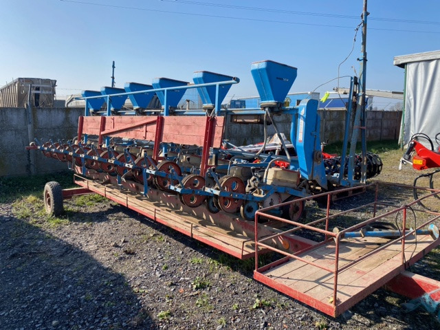 MONOSEM BR 12R - Sembradora de precisión: foto 1 MONOSEM BR 12R - Sembradora de precisión: foto 1