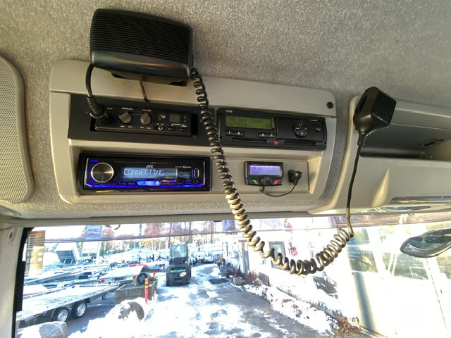 Camión portavehículos para transporte de materiales áridos IVECO EuroCargo 90E220: foto 13