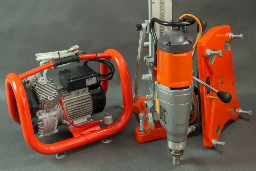 Husqvarna DM430 VP200 - Equipo de construcción: foto 1 Husqvarna DM430 VP200 - Equipo de construcción: foto 1