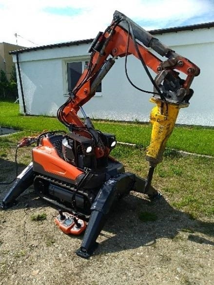 Husqvarna DXR140 - Miniexcavadora: foto 2 Husqvarna DXR140 - Miniexcavadora: foto 2