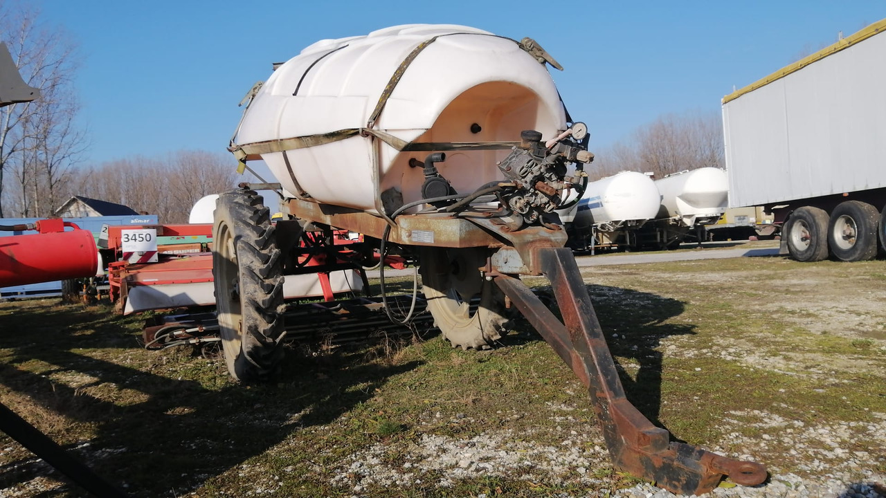 MET Wirax Sprayer 2000 - Pulverizador arrastrado: foto 2 MET Wirax Sprayer 2000 - Pulverizador arrastrado: foto 2