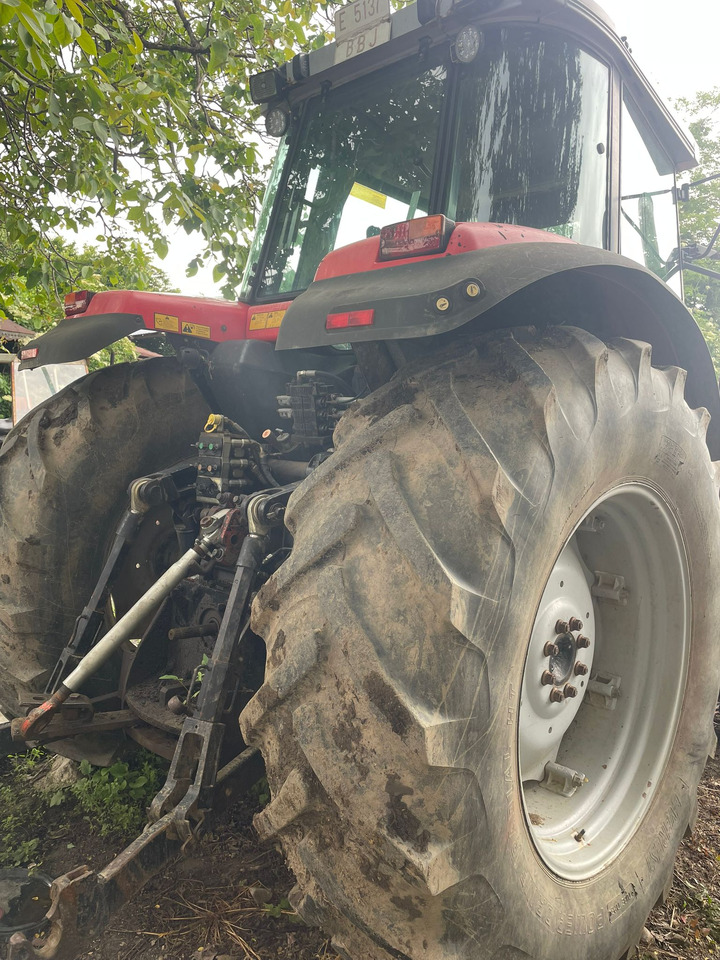 Tractor Massey Ferguson 8220 Tractor: foto 10