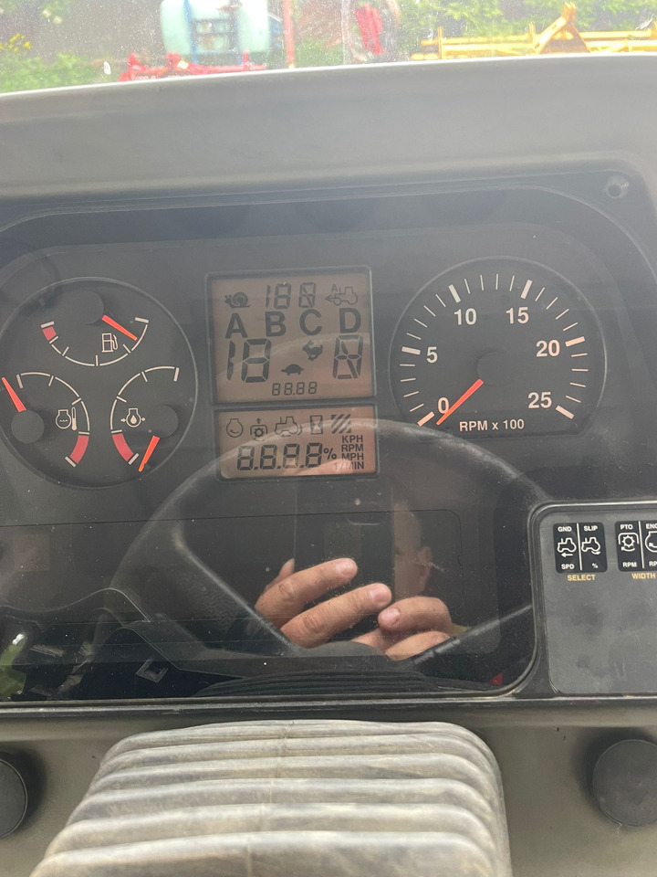 Tractor Massey Ferguson 8220 Tractor: foto 9