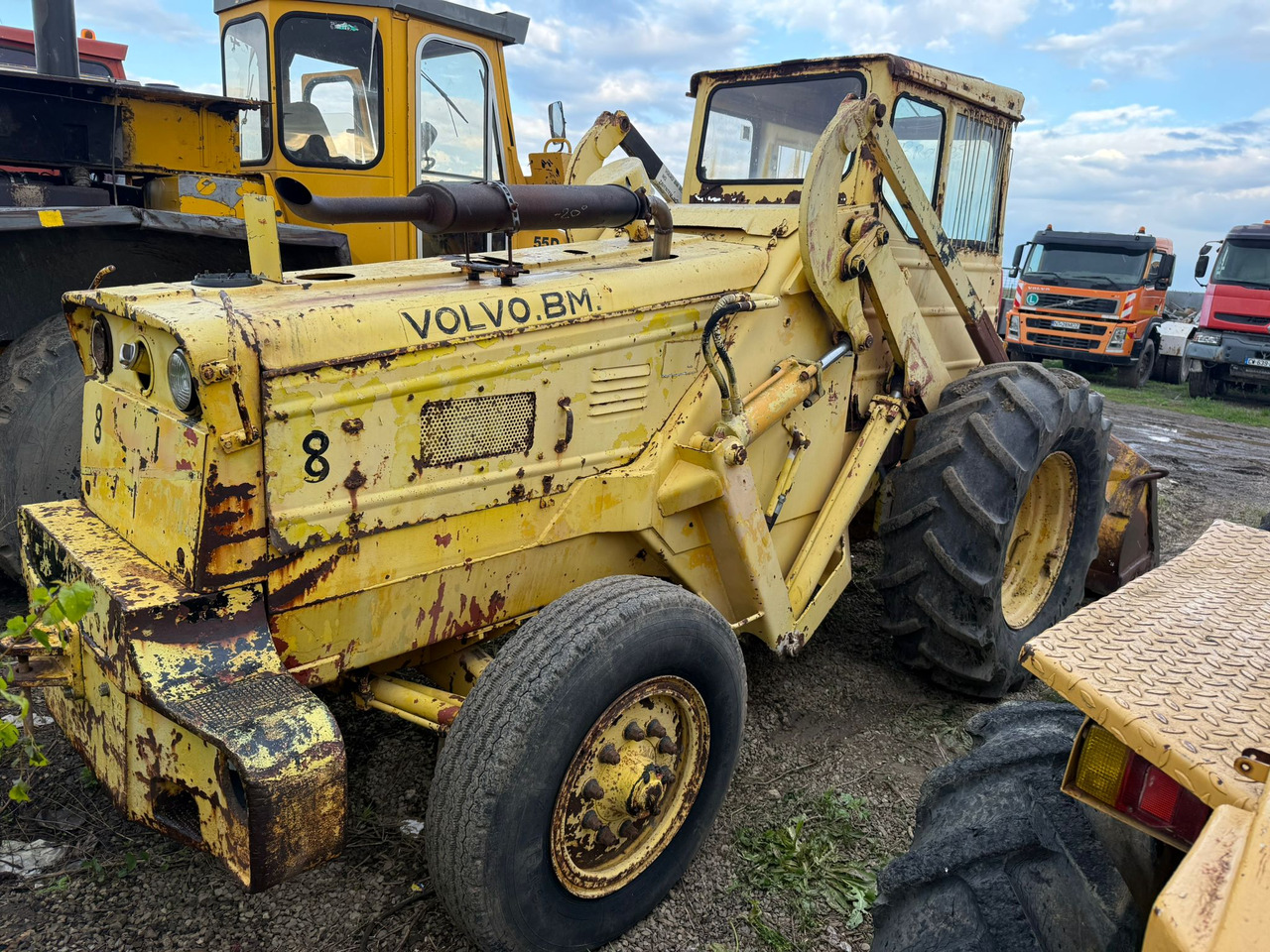 VOLVO BM FRONT LOADER - Cargadora de ruedas: foto 2 VOLVO BM FRONT LOADER - Cargadora de ruedas: foto 2