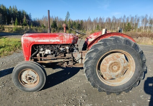 Massey Ferguson 35 - rekisterissä - KATSO VIDEO - Tractor: foto 2 Massey Ferguson 35 - rekisterissä - KATSO VIDEO - Tractor: foto 2