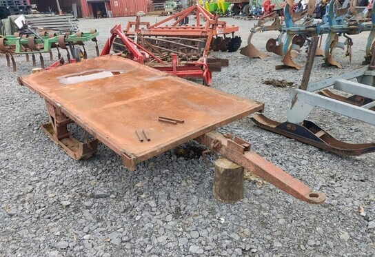 Metsäreki - 300cm x 150cm kuormatilalla - Remolque forestal: foto 1 Metsäreki - 300cm x 150cm kuormatilalla - Remolque forestal: foto 1