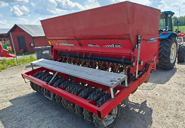 Simulta-Junkkari kylvölannoitin - 300cm - VIDEO - Sembradora: foto 4 Simulta-Junkkari kylvölannoitin - 300cm - VIDEO - Sembradora: foto 4