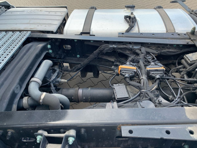 MAN TGX 18.470 4x2 LL SA - Cabeza tractora: foto 3 MAN TGX 18.470 4x2 LL SA - Cabeza tractora: foto 3