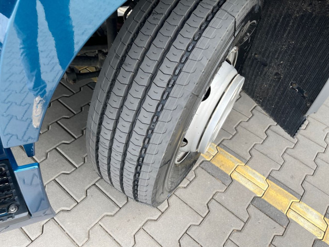 MAN TGL 12.250 4x2 BL CH - Camión caja cerrada: foto 4 MAN TGL 12.250 4x2 BL CH - Camión caja cerrada: foto 4