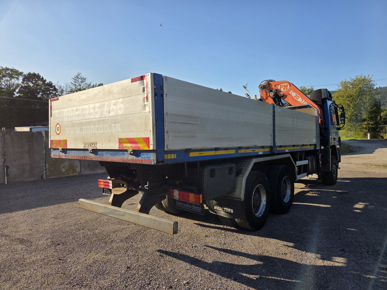 MERCEDES-BENZ ACTROS 3341 6x6 + CRANE PM 30 Radio Control - Camión caja abierta, Camión grúa: foto 4 MERCEDES-BENZ ACTROS 3341 6x6 + CRANE PM 30 Radio Control - Camión caja abierta, Camión grúa: foto 4