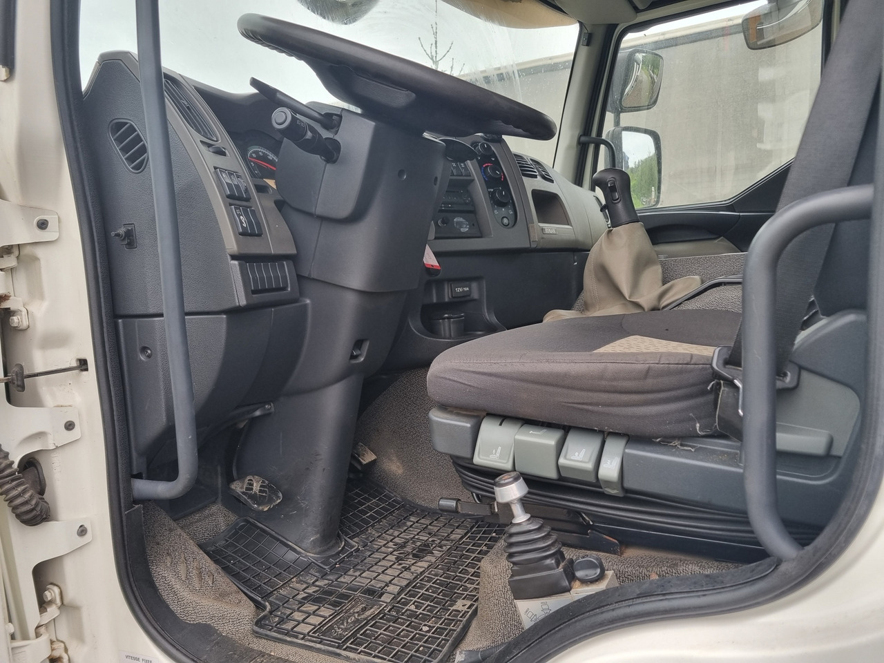 Camión volquete RENAULT KERAX 32.460 6x6 S1 sklápač EURO5: foto 7