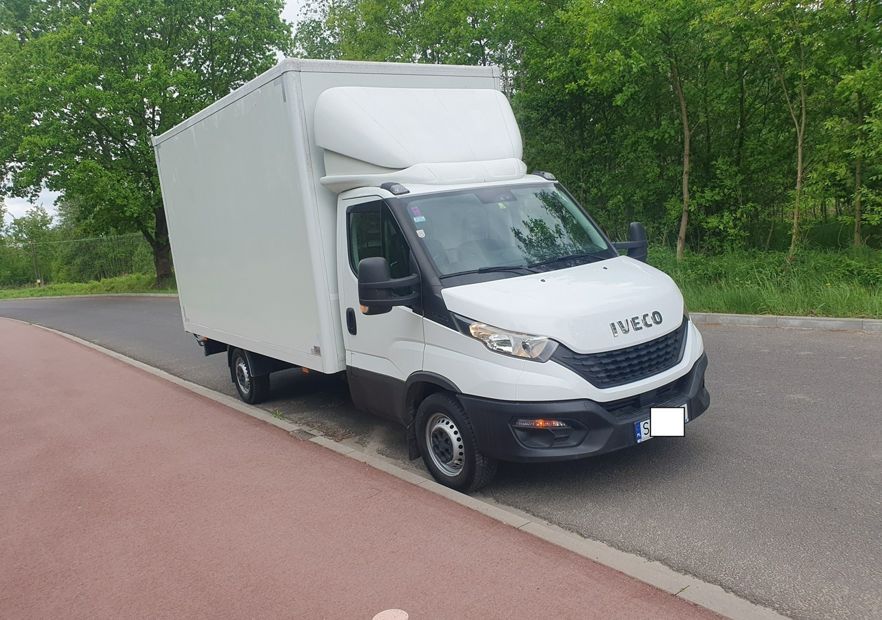 Iveco 35 Daily 35S15 - Furgoneta caja cerrada: foto 3 Iveco 35 Daily 35S15 - Furgoneta caja cerrada: foto 3