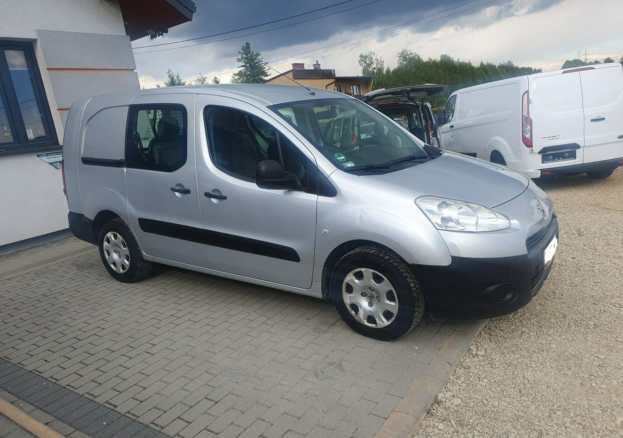 Peugeot Partner long *2 lub 5 osobowy *klima* gruau* - Furgón: foto 5 Peugeot Partner long *2 lub 5 osobowy *klima* gruau* - Furgón: foto 5