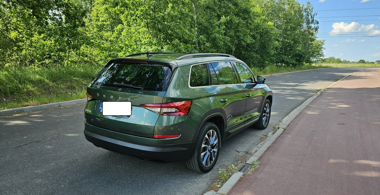 Skoda Kodiaq Skoda Kodiaq Skoda Kodiaq 2.0 tsi 4x4 Wersja Drive na 125 lecie - SUV/ Todoterreno: foto 4 Skoda Kodiaq Skoda Kodiaq Skoda Kodiaq 2.0 tsi 4x4 Wersja Drive na 125 lecie - SUV/ Todoterreno: foto 4