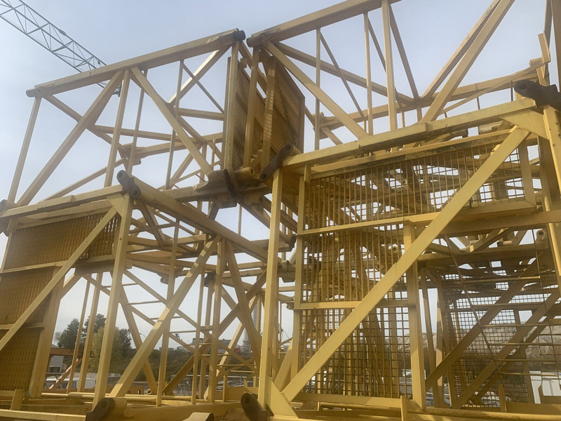 Liebherr 120HC - Grúa torre: foto 1 Liebherr 120HC - Grúa torre: foto 1