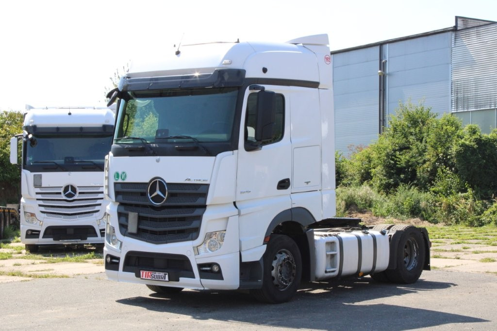 Mercedes-Benz ACTROS 1845 - Cabeza tractora: foto 2 Mercedes-Benz ACTROS 1845 - Cabeza tractora: foto 2