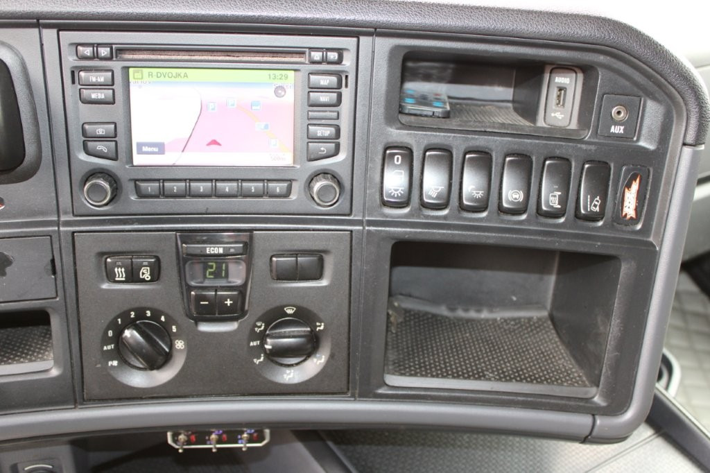 Cabeza tractora Scania R450 EURO 6 RETARDER: foto 9