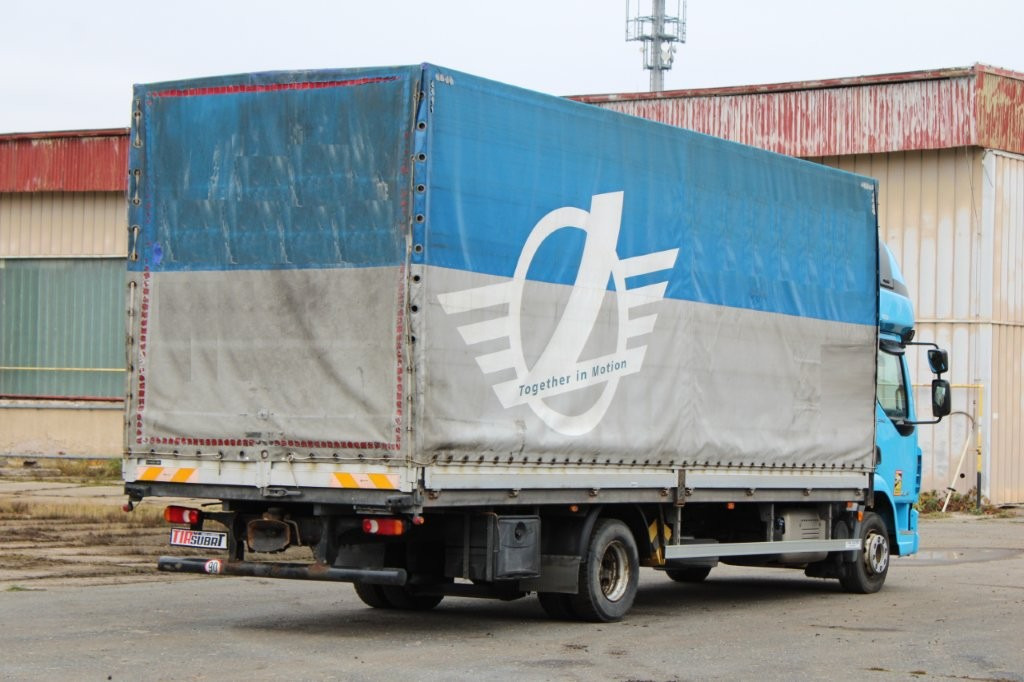 DAF LF 260 FA - Camión lona: foto 4 DAF LF 260 FA - Camión lona: foto 4