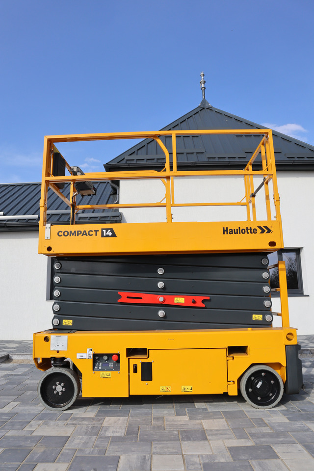 HAULOTTE Compact 14 - Plataforma de tijeras: foto 1 HAULOTTE Compact 14 - Plataforma de tijeras: foto 1