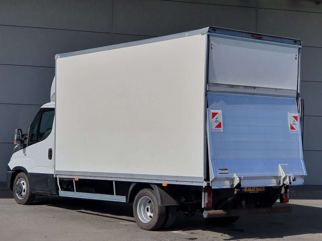 IVECO DAILY 35C15 - Furgón: foto 2 IVECO DAILY 35C15 - Furgón: foto 2