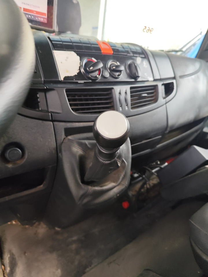 IVECO EUROCARGO 120-190L - Camión volquete, Camión grúa: foto 3 IVECO EUROCARGO 120-190L - Camión volquete, Camión grúa: foto 3