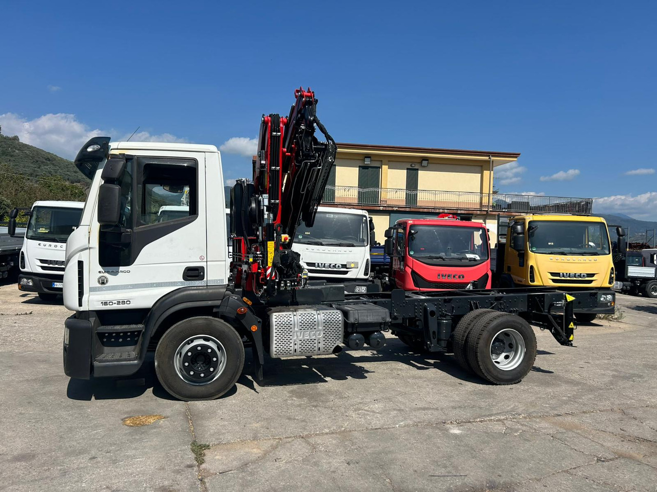 IVECO EUROCARGO 160-280 - Camión grúa, Camión grúa: foto 3 IVECO EUROCARGO 160-280 - Camión grúa, Camión grúa: foto 3