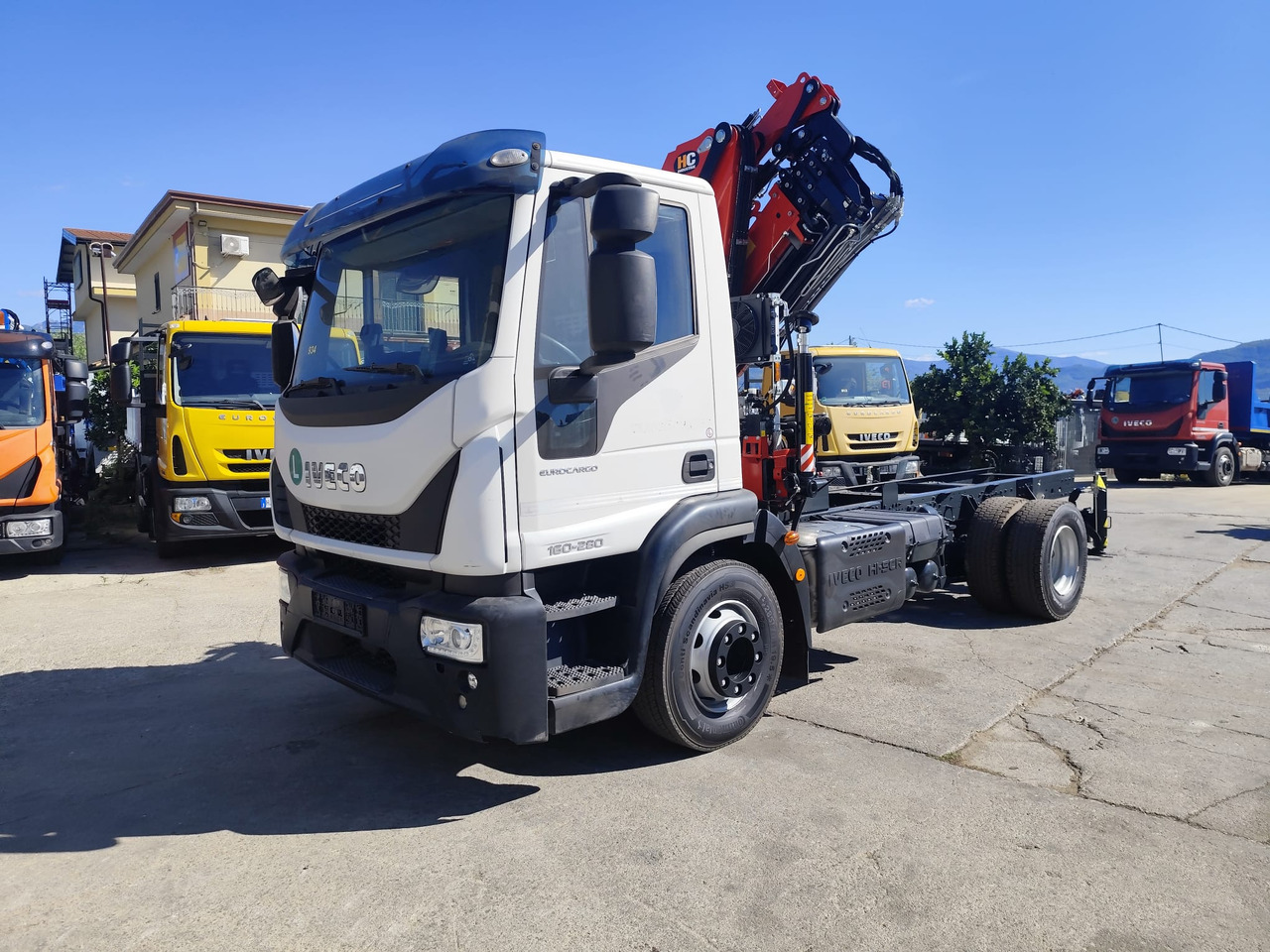 IVECO EUROCARGO 160-280 - Camión volquete, Camión grúa: foto 1 IVECO EUROCARGO 160-280 - Camión volquete, Camión grúa: foto 1