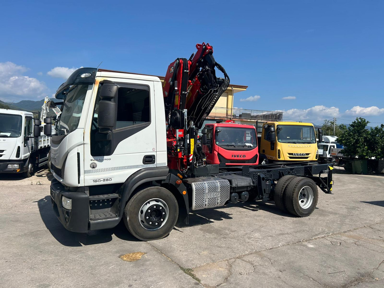 IVECO EUROCARGO 160-280 - Camión grúa, Camión grúa: foto 4 IVECO EUROCARGO 160-280 - Camión grúa, Camión grúa: foto 4