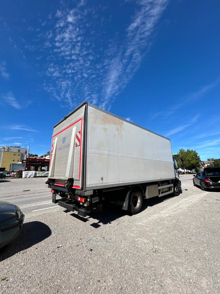 IVECO EUROCARGO 160-280 - Camión caja cerrada, Camión grúa: foto 4 IVECO EUROCARGO 160-280 - Camión caja cerrada, Camión grúa: foto 4