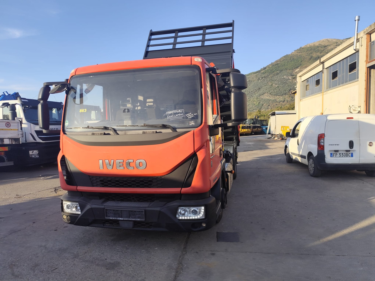 Camión grúa, Camión volquete IVECO EUROCARGO 80-190: foto 44
