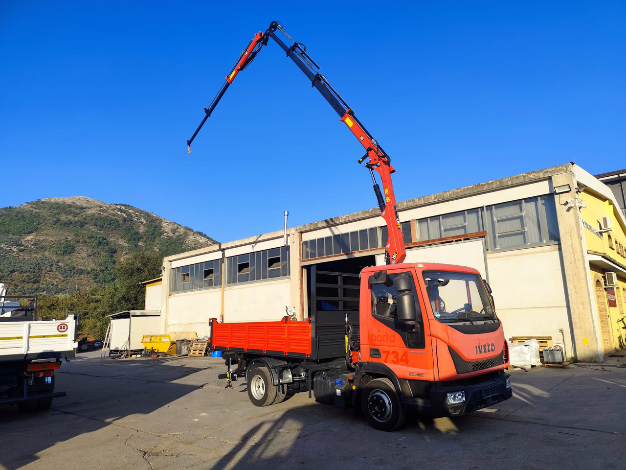 Camión grúa, Camión volquete IVECO EUROCARGO 80-190: foto 9