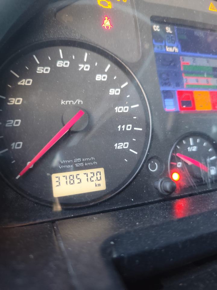 IVECO STRALIS 190S31 - Camión multibasculante: foto 4 IVECO STRALIS 190S31 - Camión multibasculante: foto 4