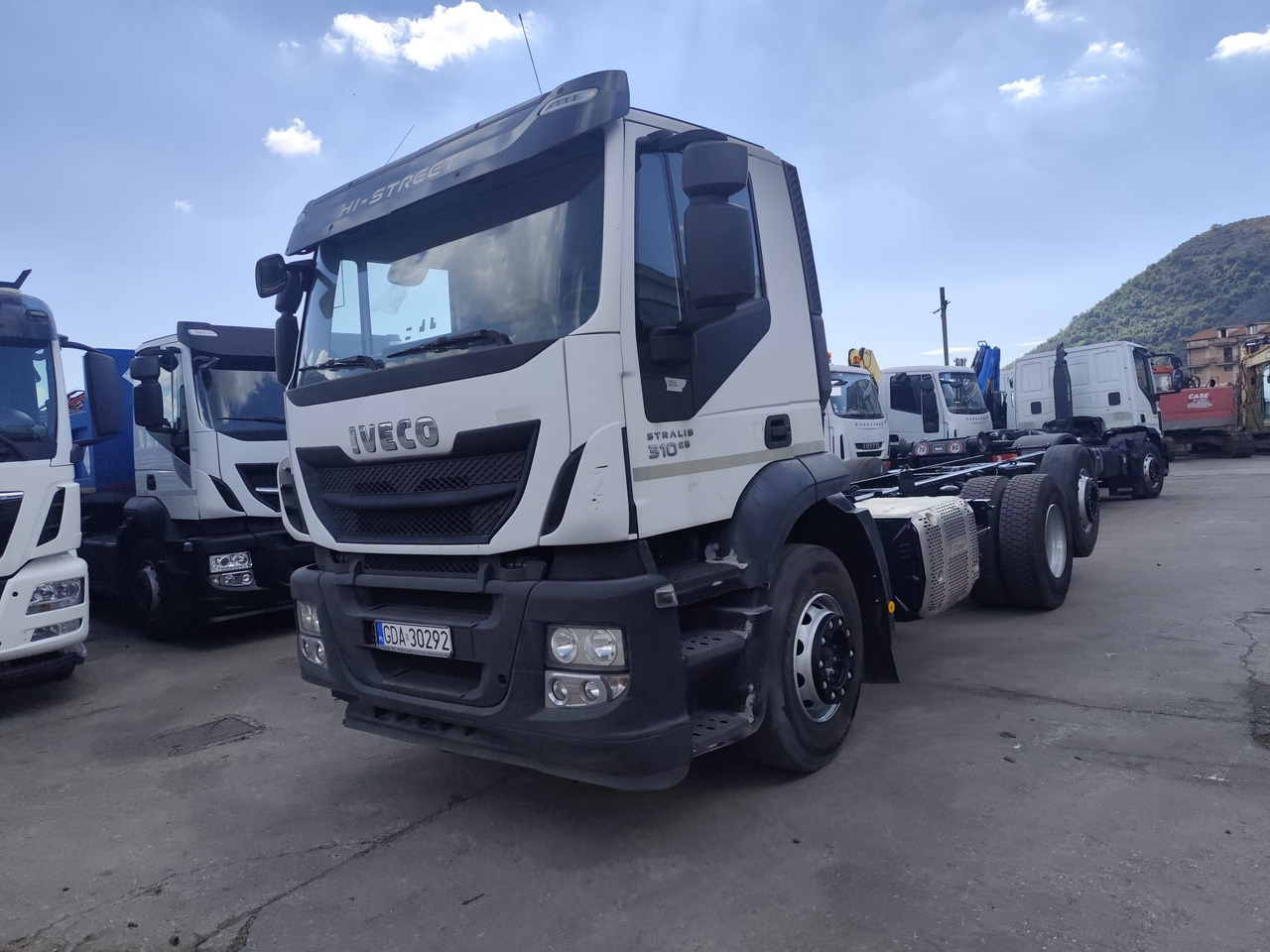 Camión volquete IVECO STRALIS AD 260S31: foto 22