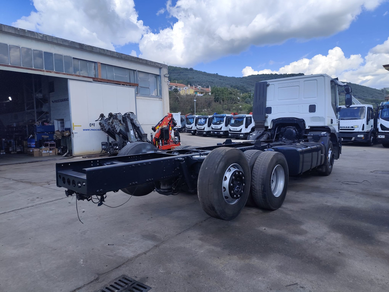 Camión volquete IVECO STRALIS AD 260S31: foto 34