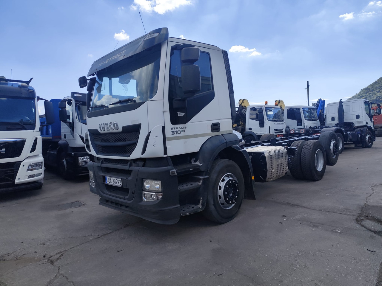 Camión volquete IVECO STRALIS AD 260S31: foto 28