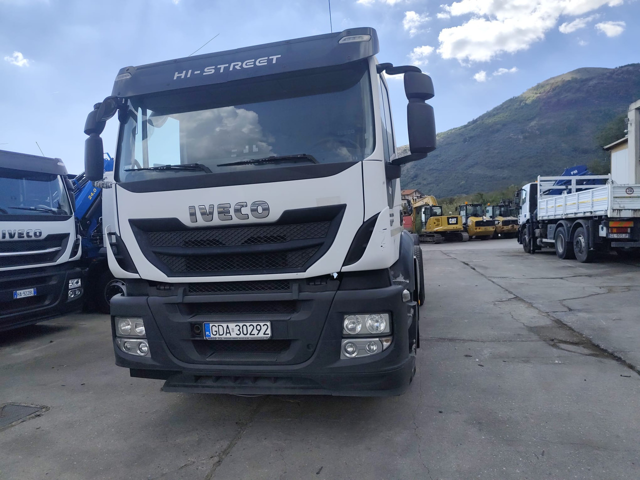 Camión volquete IVECO STRALIS AD 260S31: foto 25