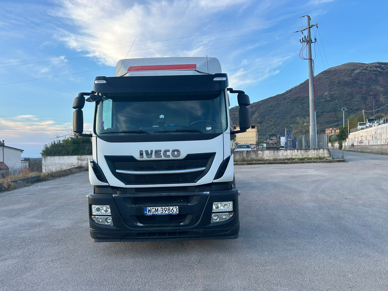 Camión chasis IVECO STRALIS AD 260S31 XP: foto 9
